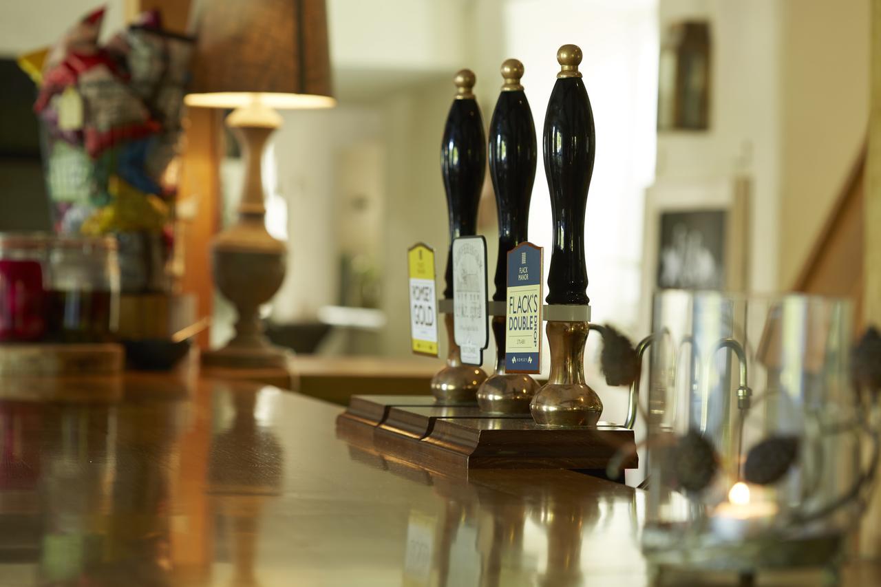 The Royal Oak Hotel Ansty  Exterior photo